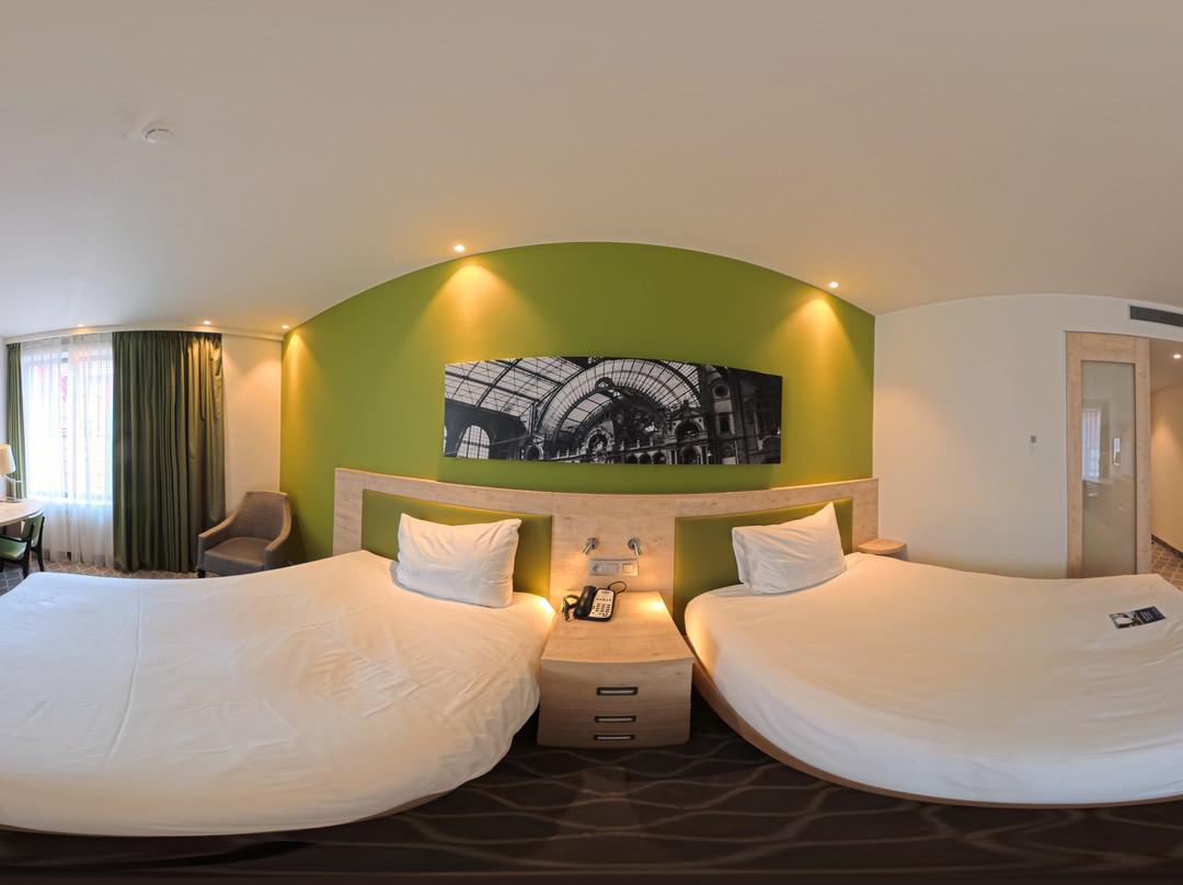 Hampton by Hilton Antwerp Central Station主图