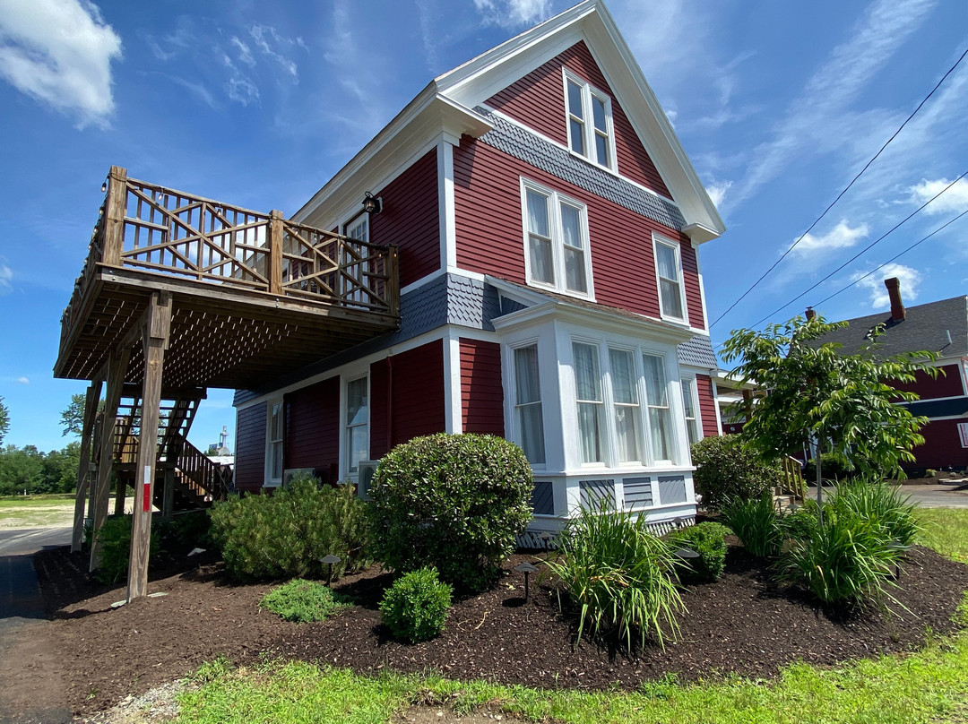 Lee酒店住宿-The Whitetail Inn And Suites