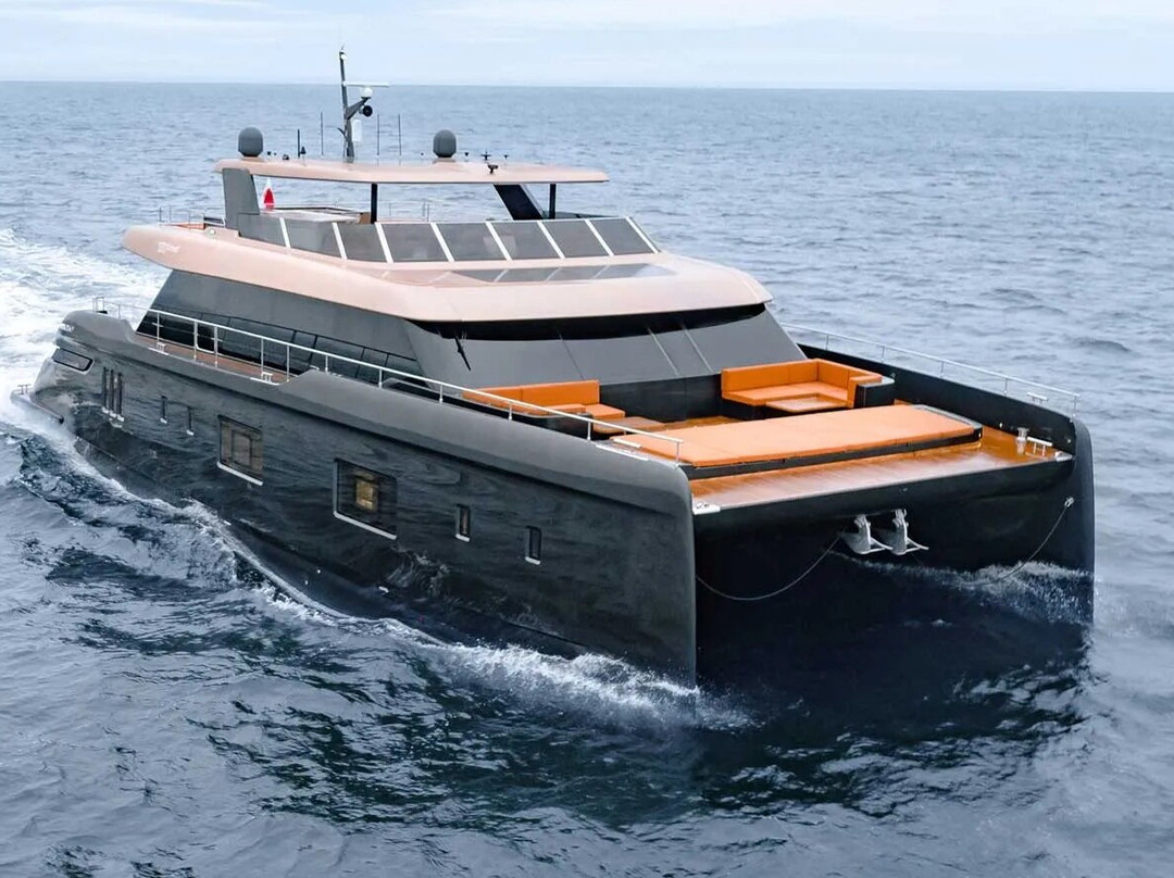 Globe Yacht Charter-斯普利特必去景点