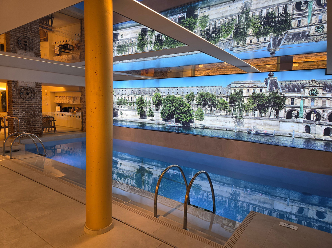 爱思得阿斯特拉歌剧院酒店