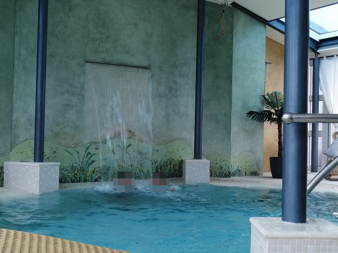 拉卡萨酒店主图