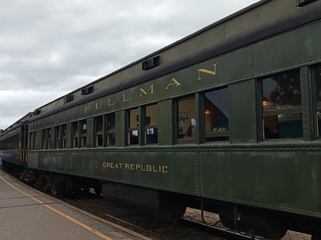 Essex Steam Train & Riverboat-Essex必去景点