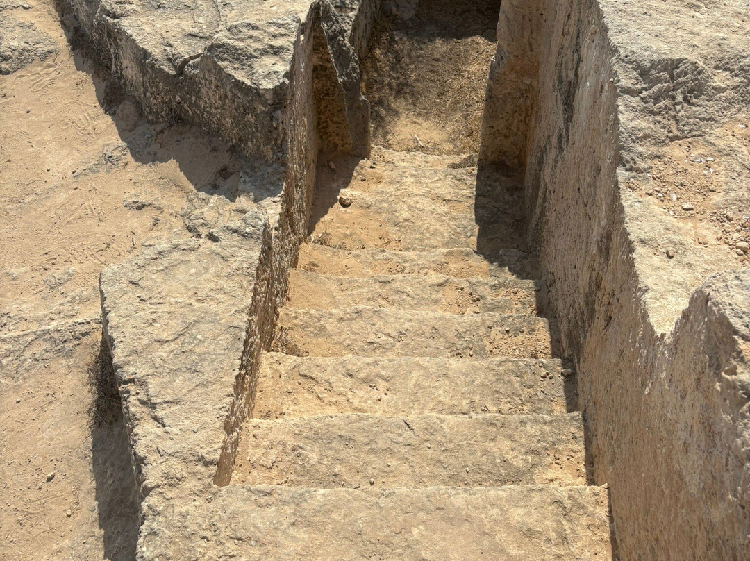 Makronissos Tombs-阿依纳帕必去景点