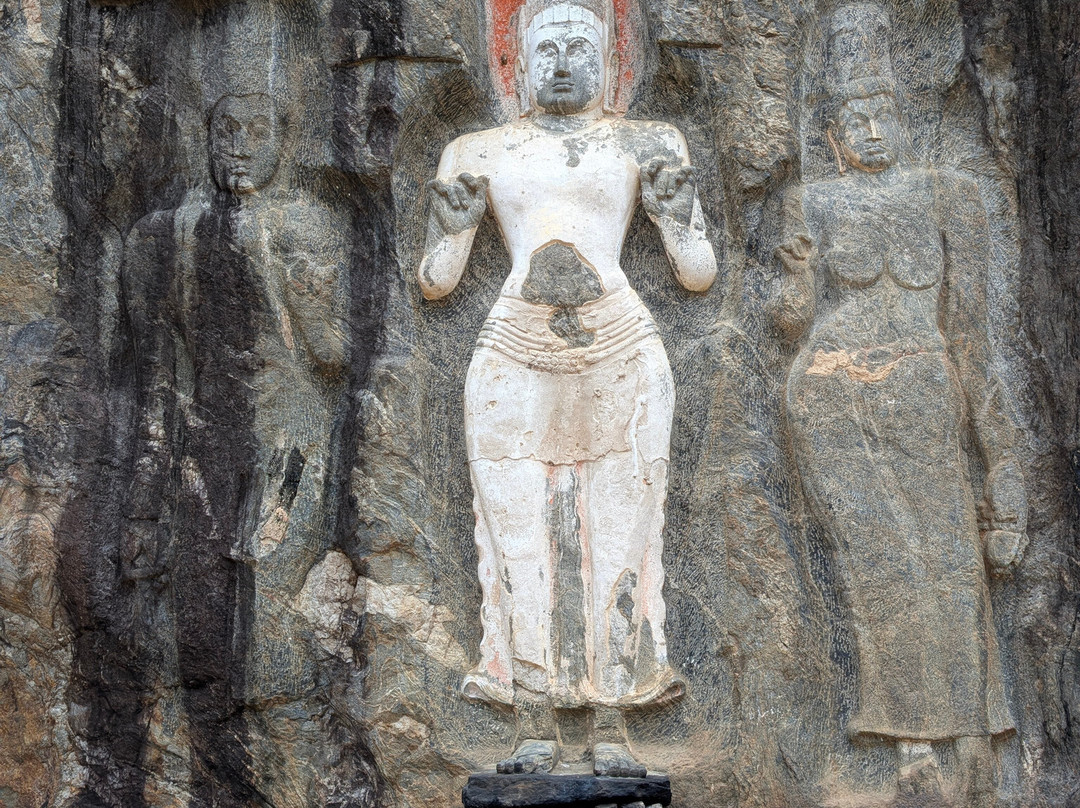 Go Holiday Tours-尼甘布必去景点