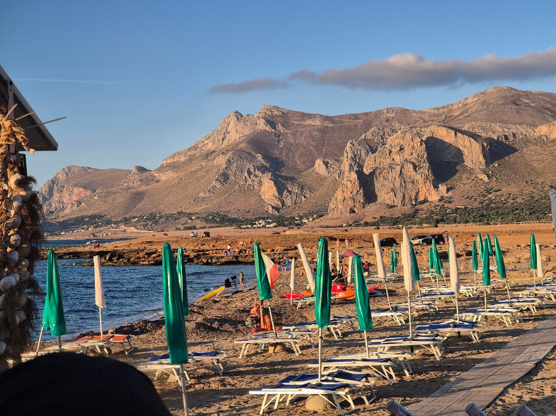 Lido Acqua Azzurra-Castelluzzo必去景点