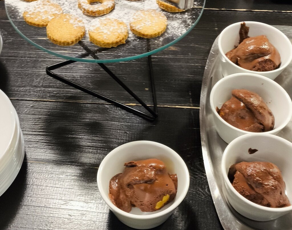 Continental Hotel主图