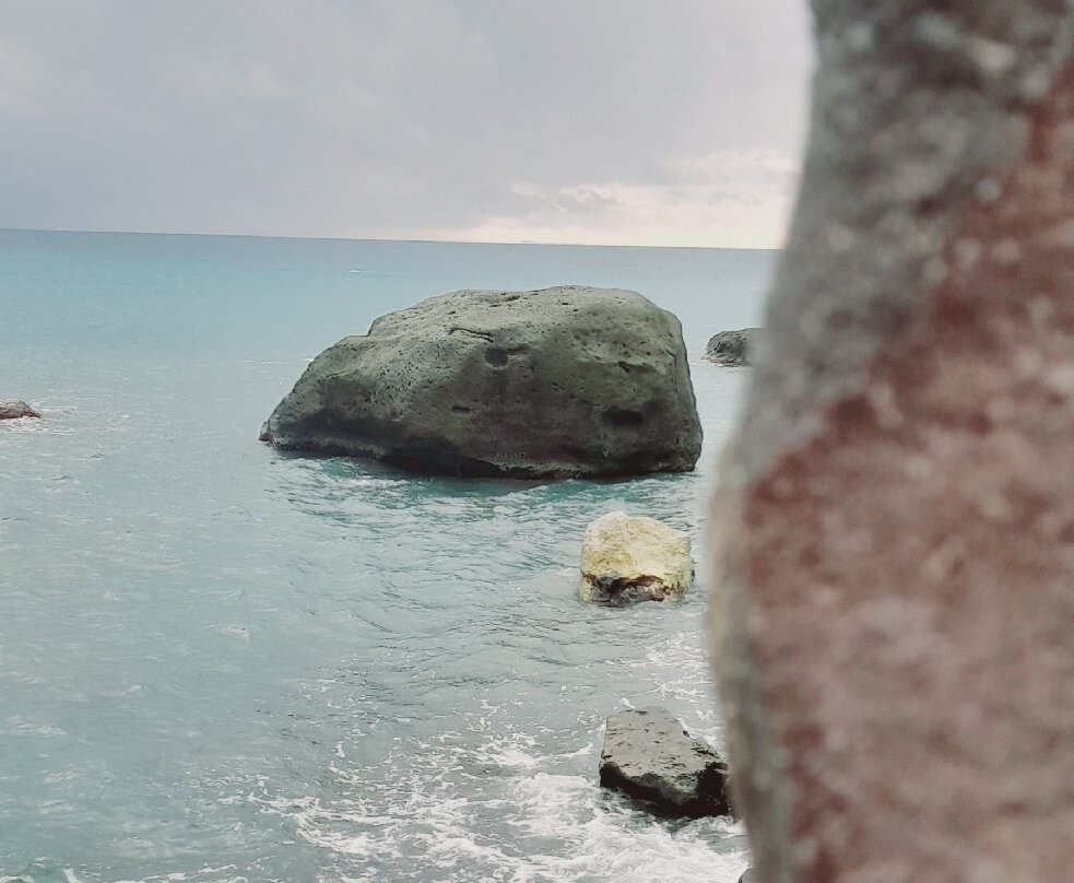 Spiaggia di Cava dell'Isola-福里奥必去景点