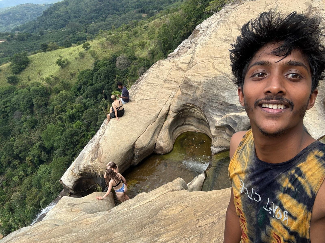 Zeylona Tours & Travels-Diyathalawa必去景点