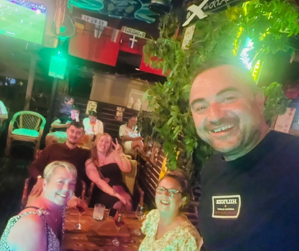 Central Bar-古韦斯必去景点