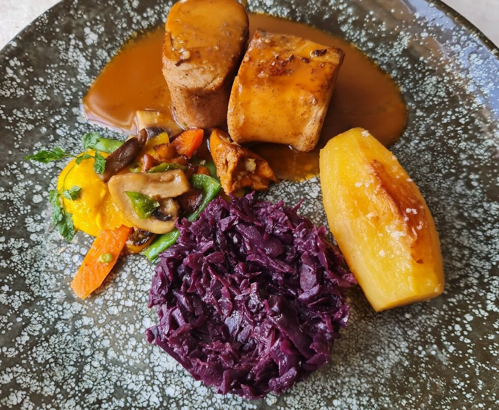 Palais de la Cathedrale-圣奥梅尔必去景点