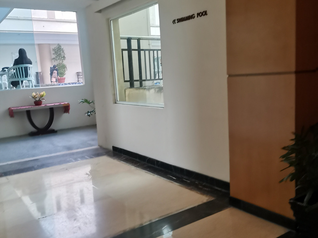 岩石广场酒店主图