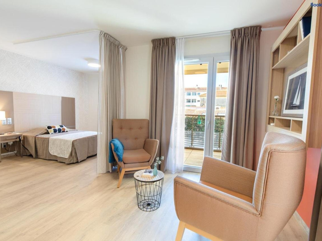 ZENAO Frejus
