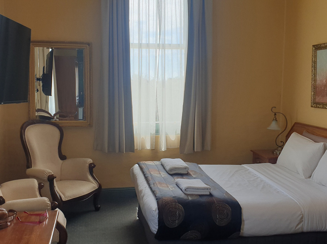 中央温泉酒店主图