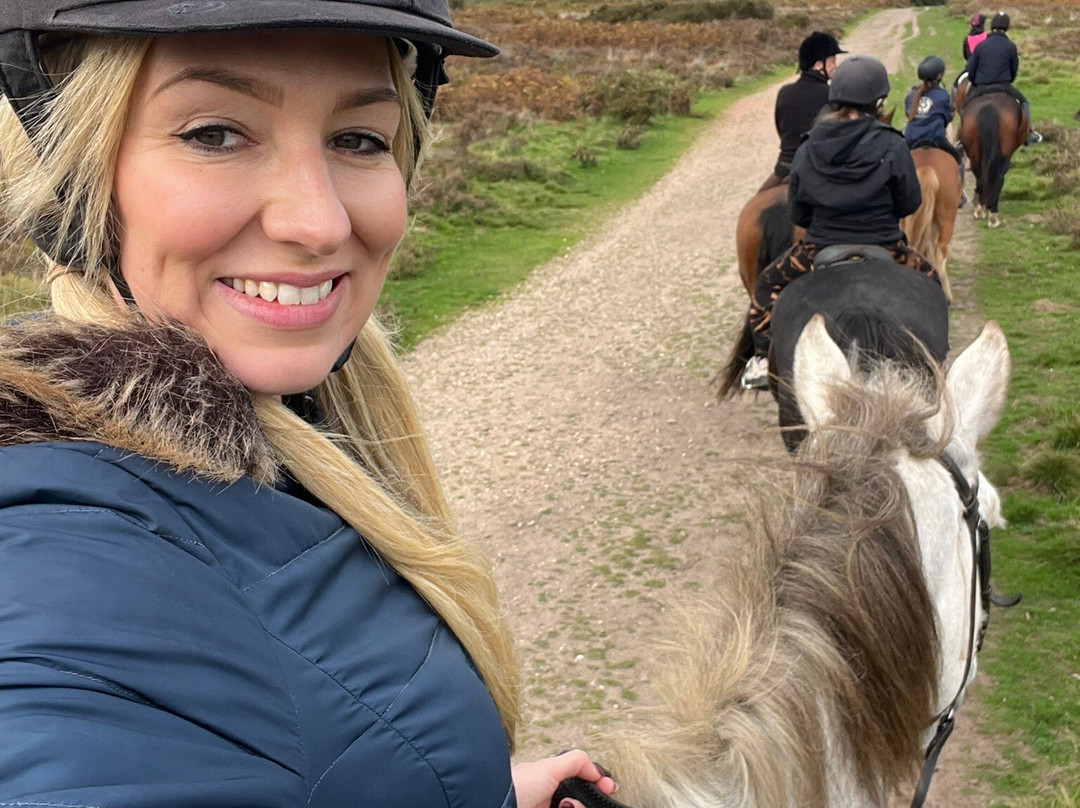 Cannock Chase Trekking Centre-Penkridge必去景点