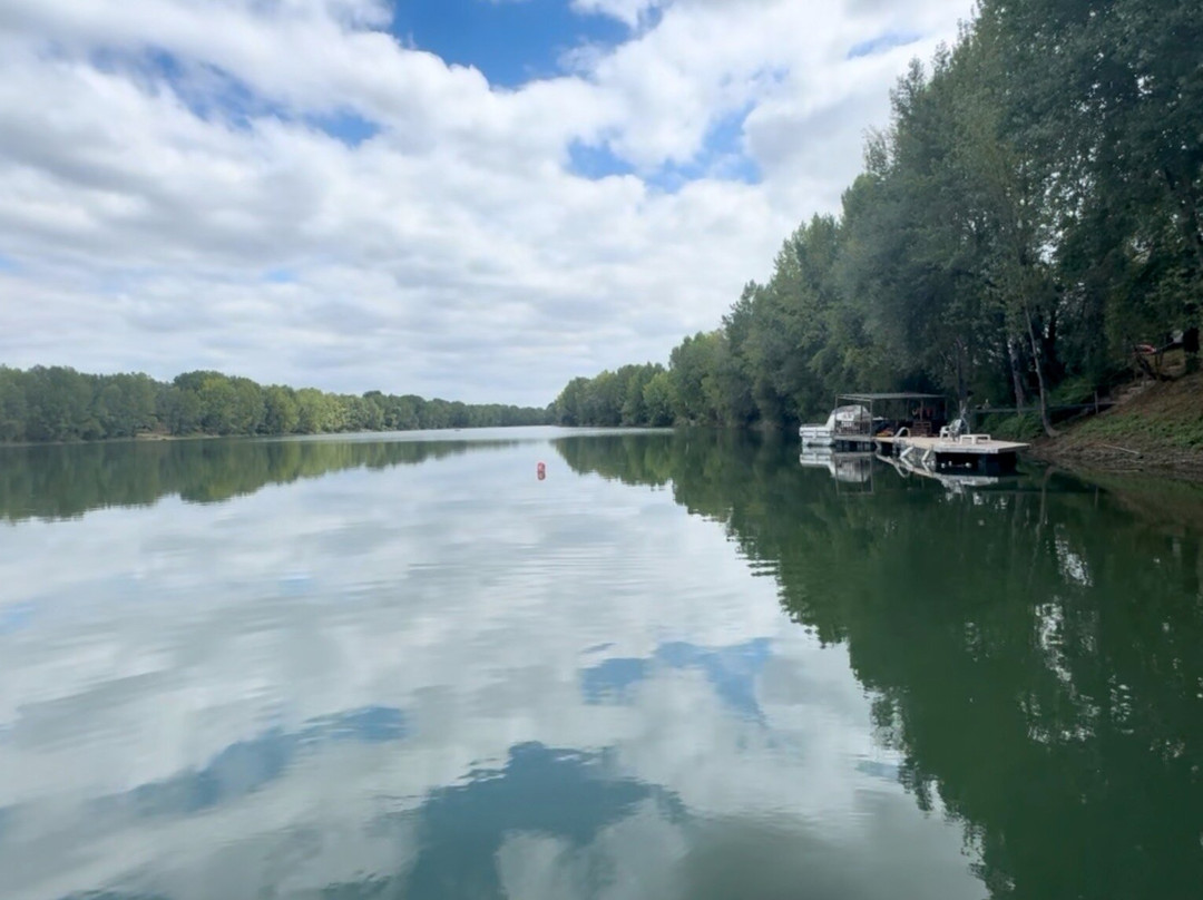 Lac De Podensac-Podensac必去景点