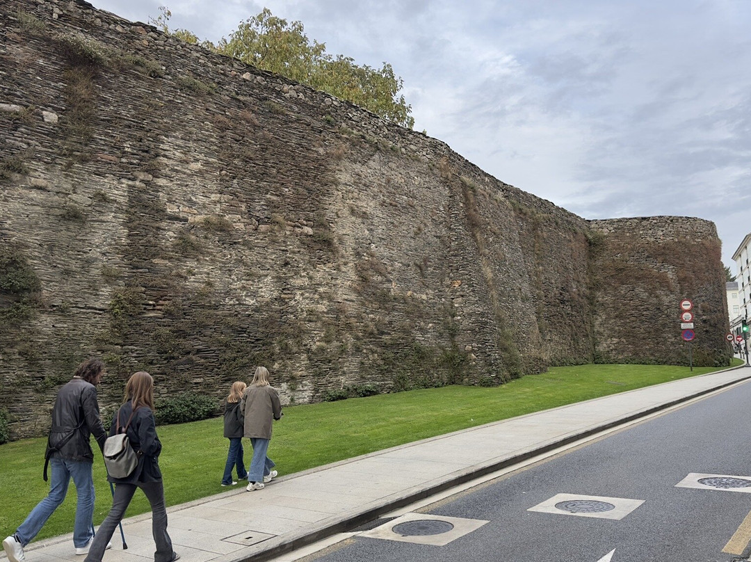 卢戈城墙-卢戈省必去景点