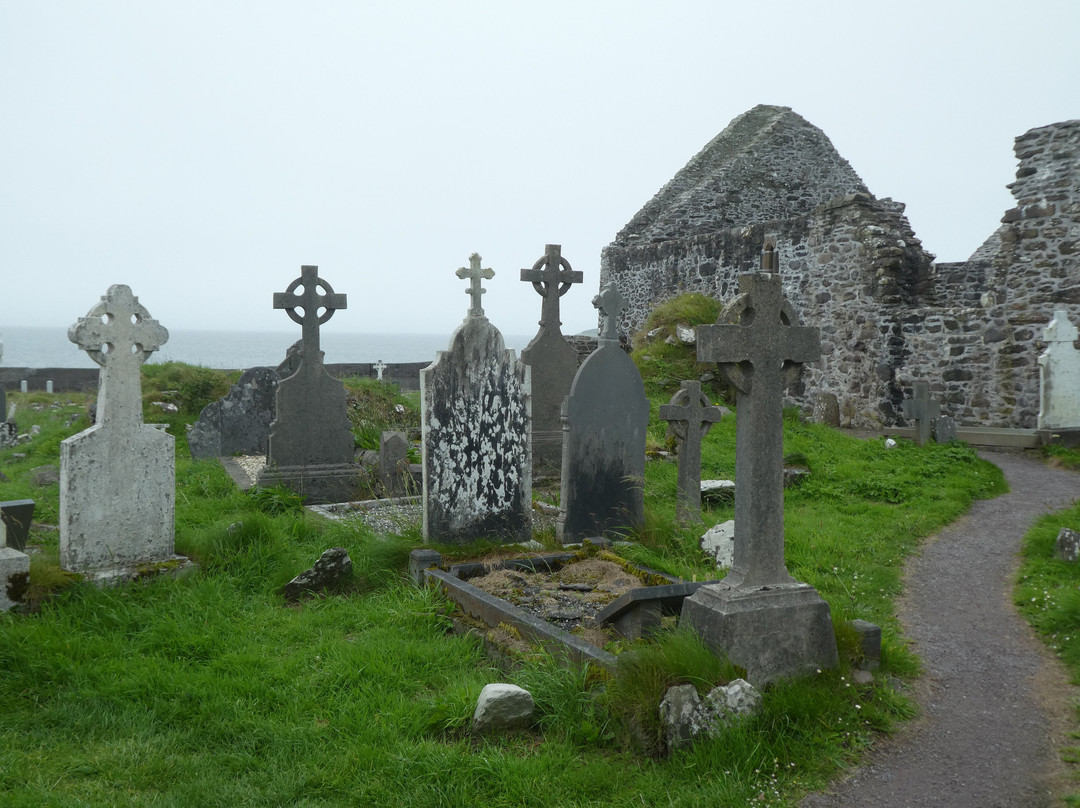Ballinskelligs Abbey-Ballinskelligs必去景点