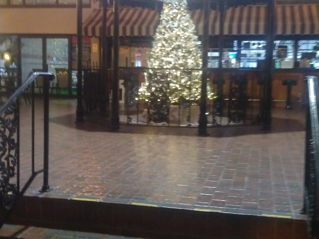 Ramada by Wyndham Paintsville Hotel & Conference Center主图