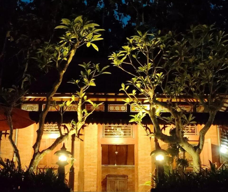 Wulenpari Ecovillage
