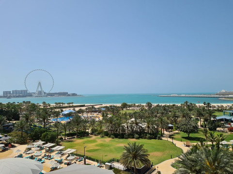 皇家艾美国际海滩度假村主图