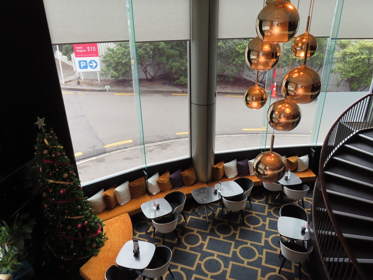 博尔顿酒店-官方