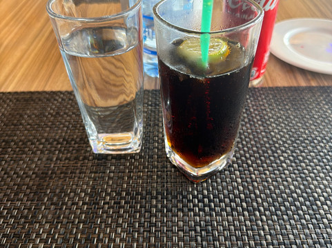 利伯维尔丽柏酒店主图