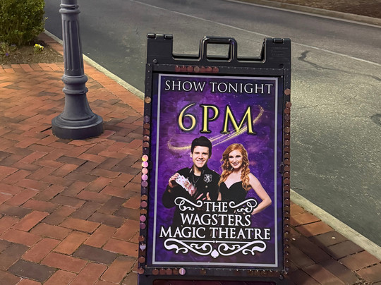 The Wagsters Magic Theatre-威廉斯堡必去景点