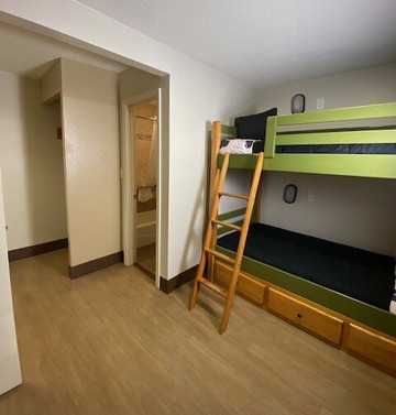 阿纳海姆斯坦福套房酒店主图