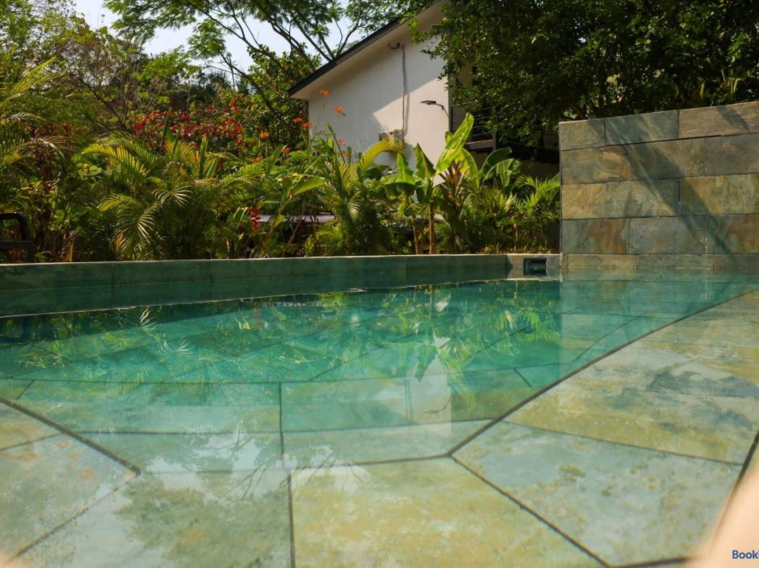 Vista Verde Surf Studios