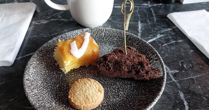 Clubrooms At Gatwick South Terminal-霍利必去景点