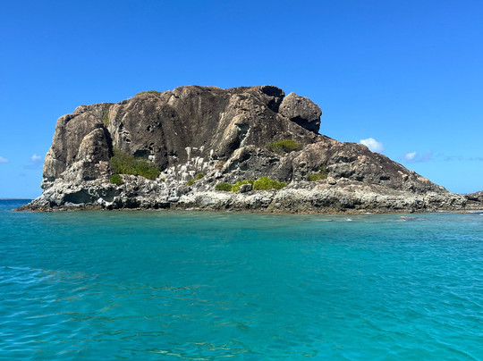 Captain Alan's Boat Charters-Oyster Pond必去景点
