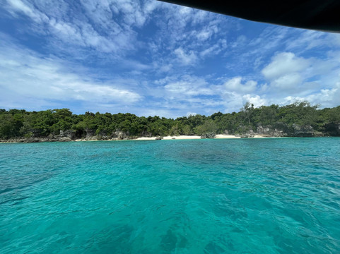 Island Explorer Day Cruise-维拉港必去景点