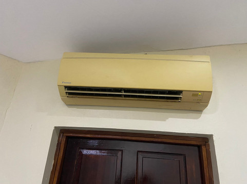 古拉索色彩公寓酒店