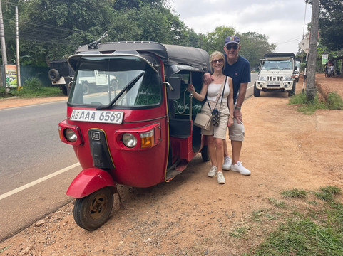 Go Holiday Tours-尼甘布必去景点