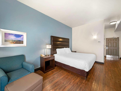 Eagle Point酒店住宿-Best Western Crater Lake Highway White City/Medford