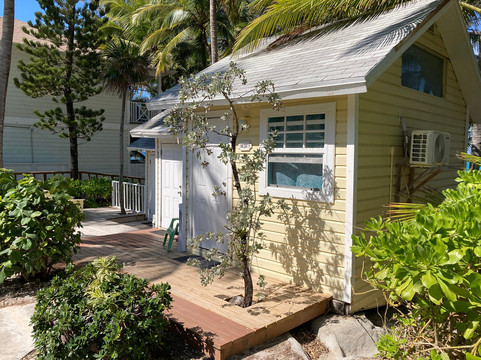 Sivananda Ashram Yoga Retreat Bahamas主图