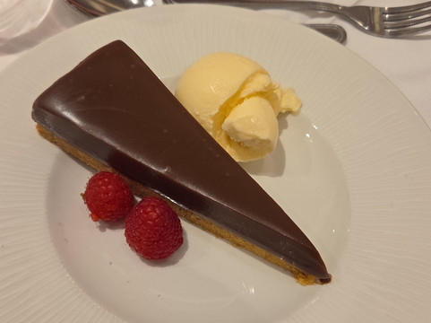 喜来登酒店主图