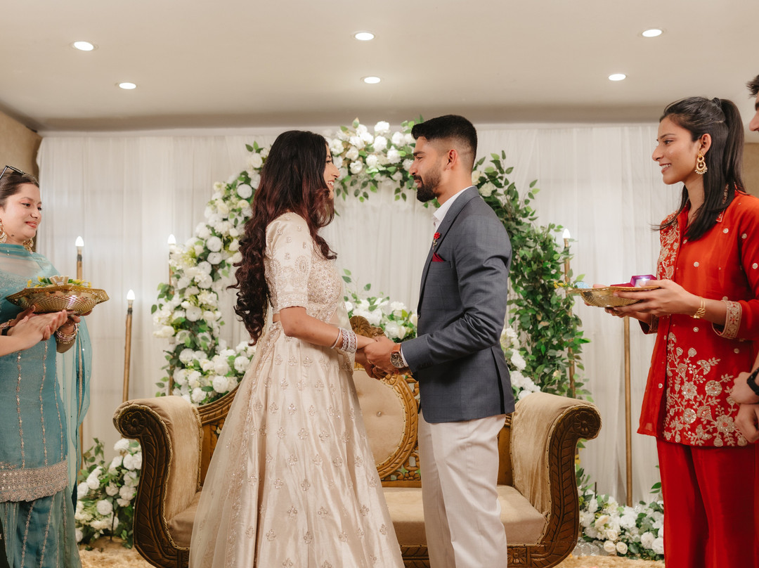 吉特大酒店主图