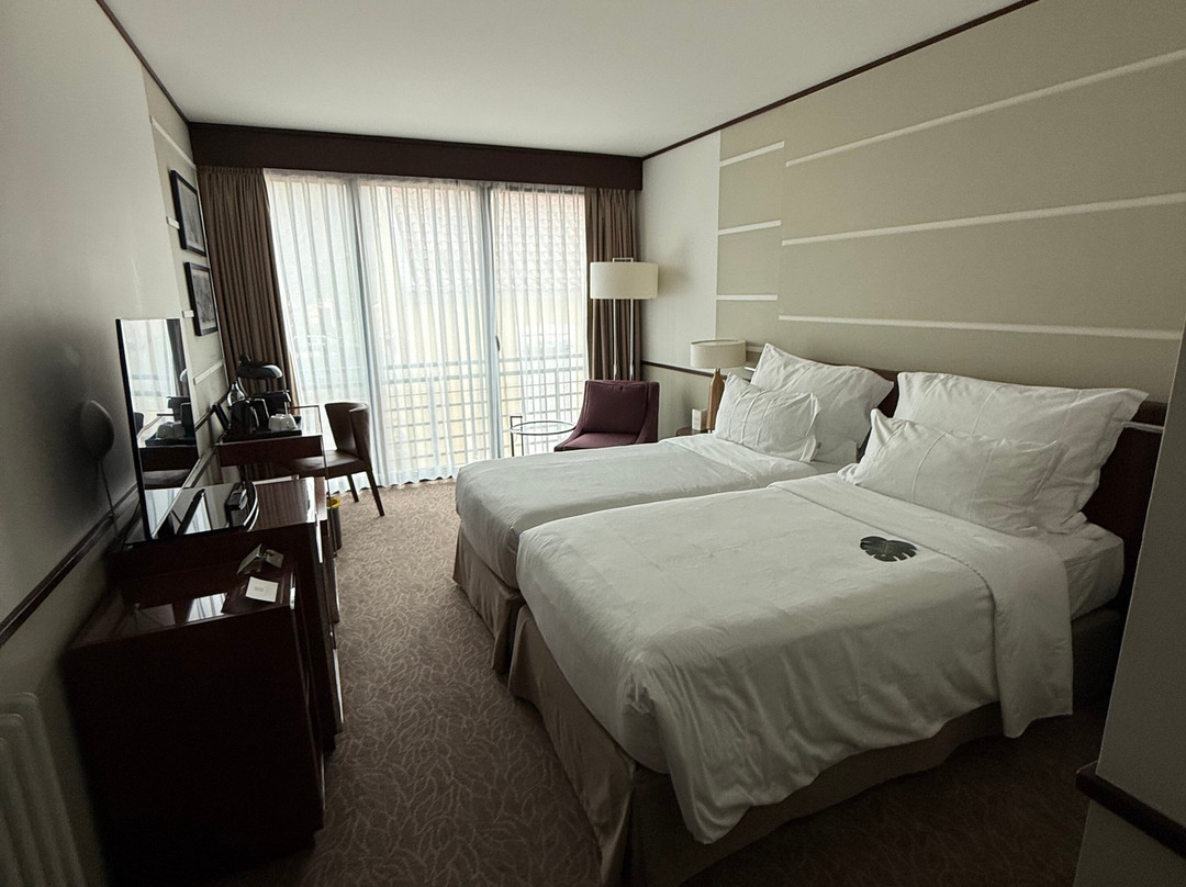 特拉诺斯花园酒店主图