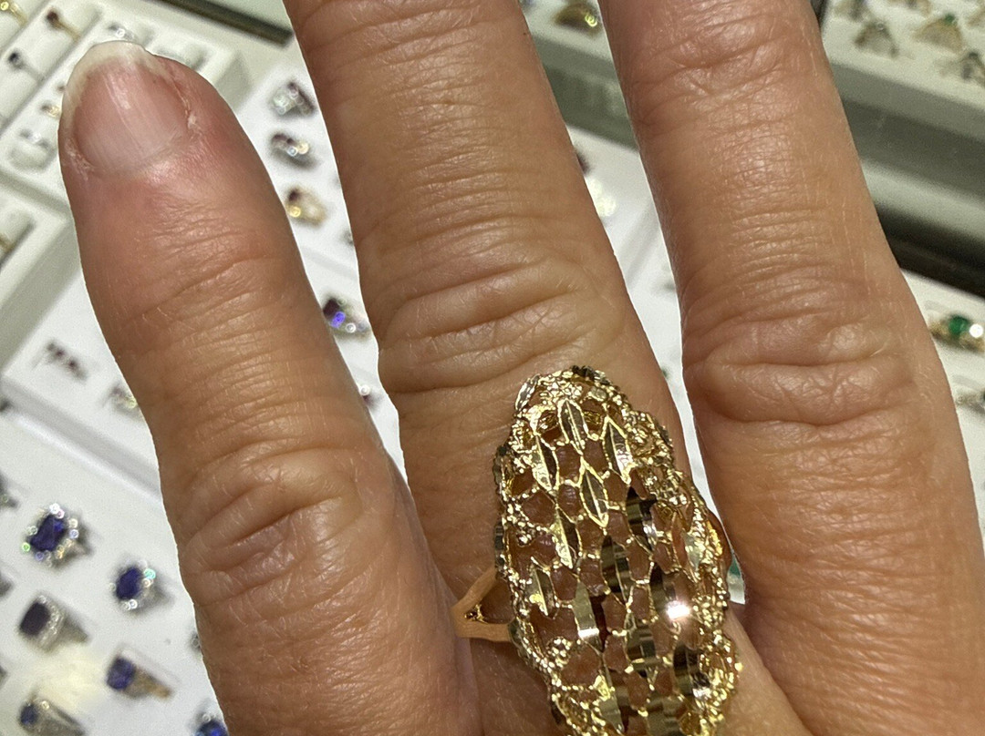 GH Jewelry Center-圣 托马斯必去景点