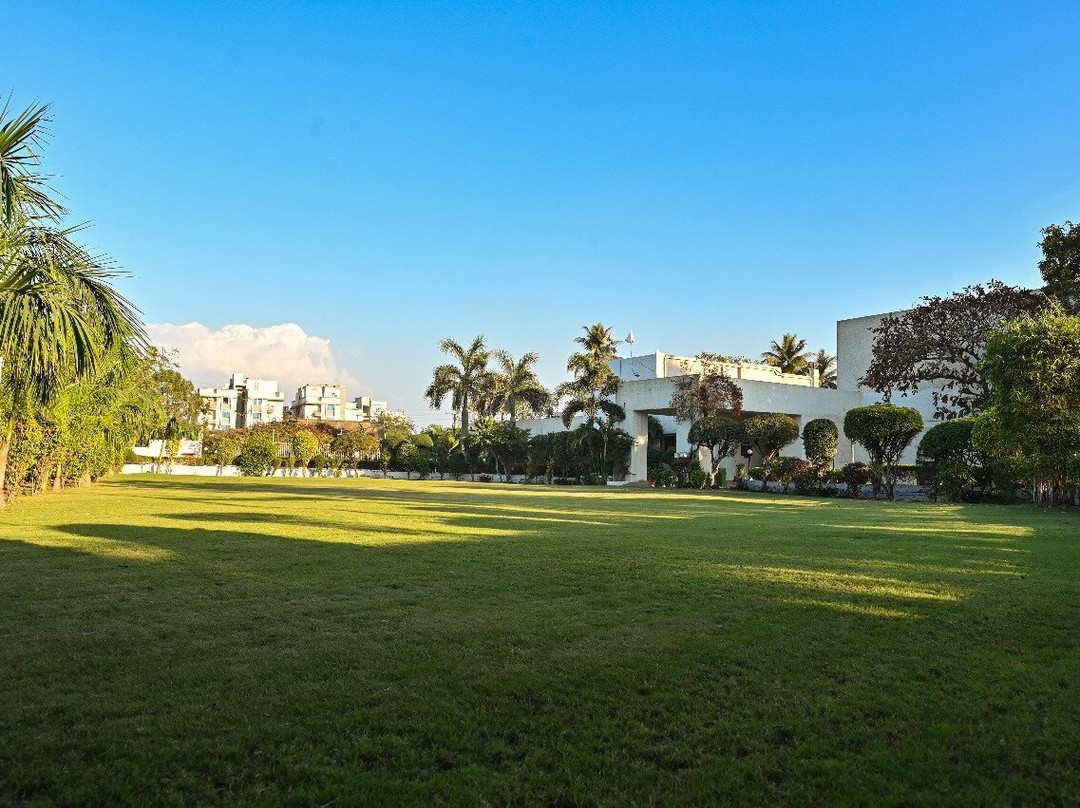 萨达南德酒店主图