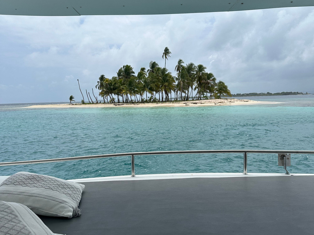 Catamaran Adventures San Blas-埃尔波韦尼尔必去景点