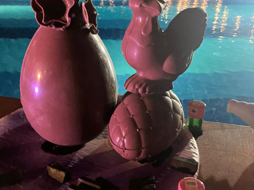 途易蔚蓝魔幻生活酒店主图