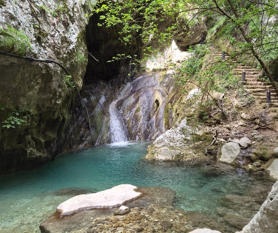 Nydri Waterfalls-Nidri必去景点