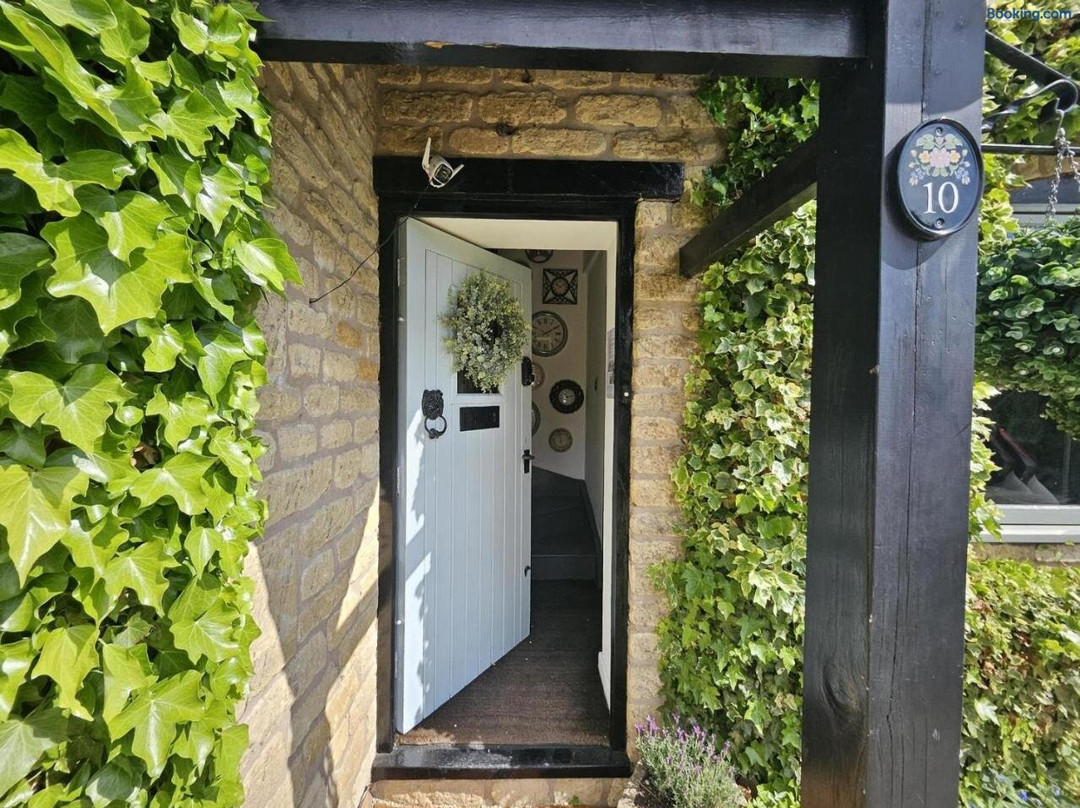 Cotswold Stays