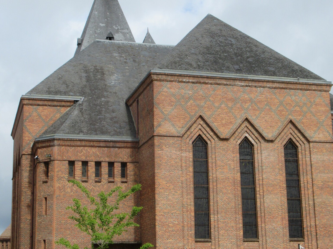 Eglise Sainte-Jeanne-d'Arc-Gien必去景点