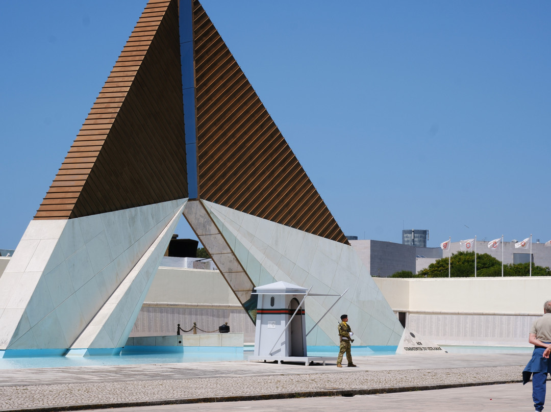 Monumento aos Combatentes do Ultramar-里斯本必去景点