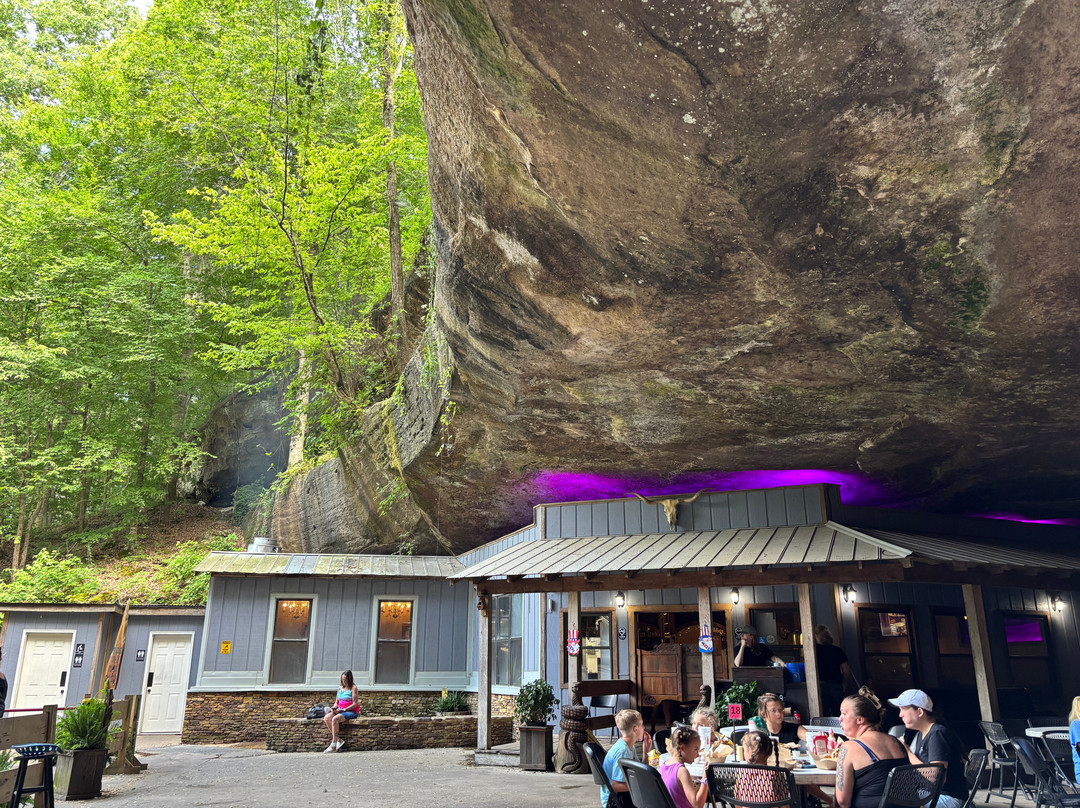 Rattlesnake Saloon-Tuscumbia必去景点