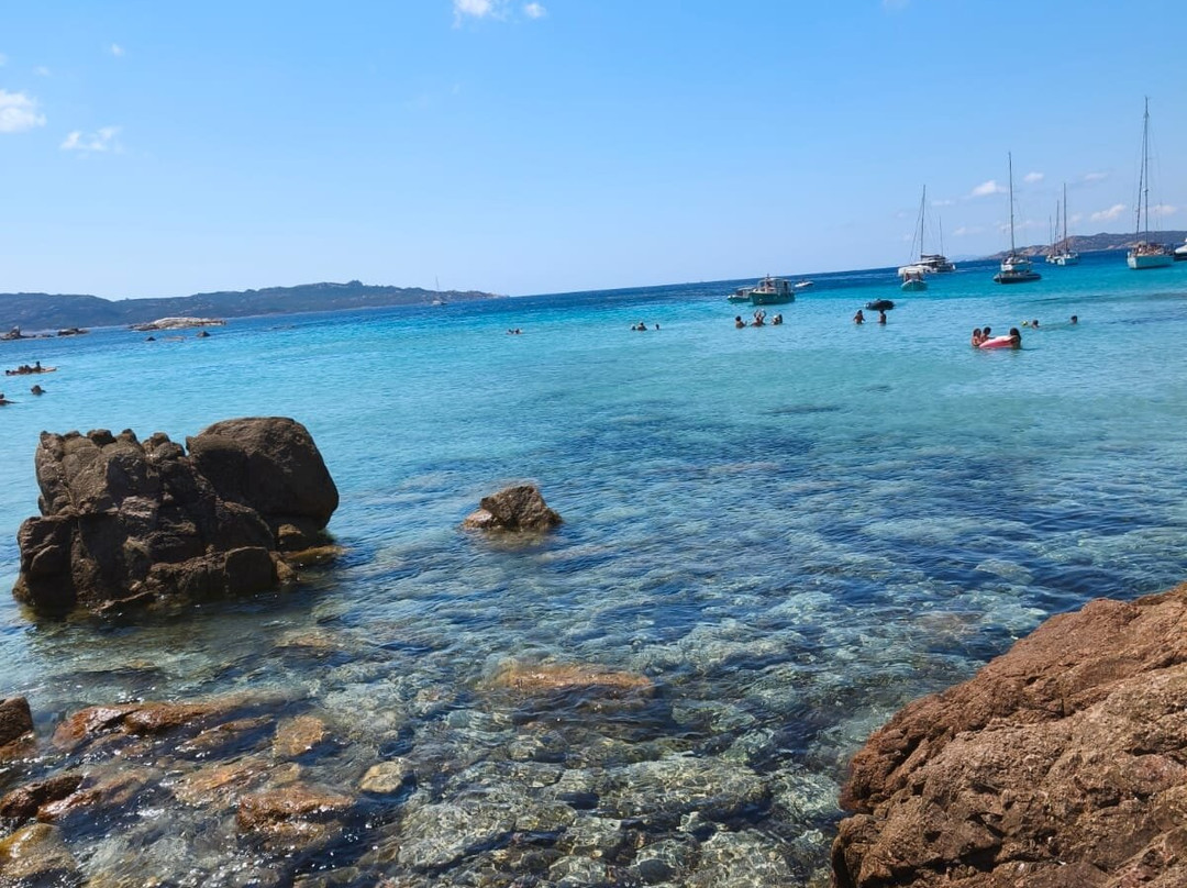 Spiaggia Bassa Trinita-拉马达莱娜必去景点