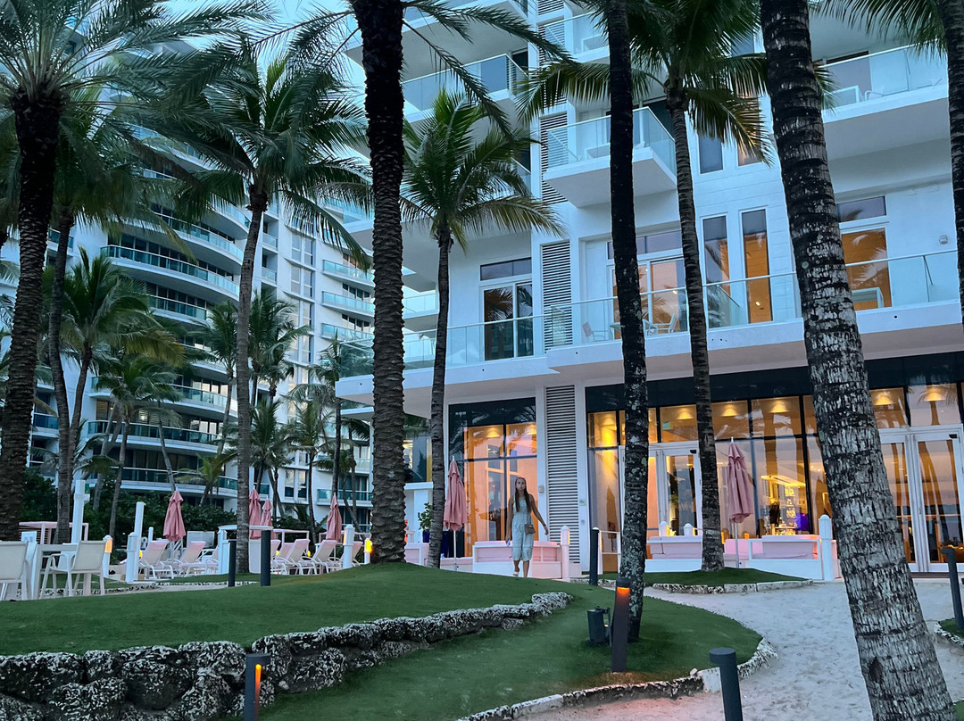 瑟夫赛德海滩大酒店主图